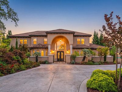 5551 Monte Claire Ln