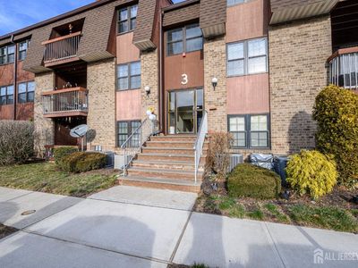 Property at 28 Powderhorn Ct #A, Woodbridge, NJ