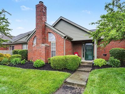 3873 Oakbrook Ln