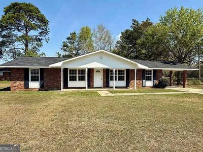 1700 N Maple Dr