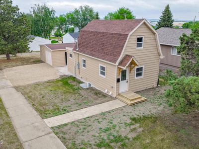 722 University Ave