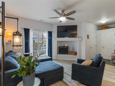 5255 Memphis Street Bldg 7 #702