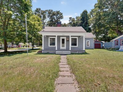 438 E Center St