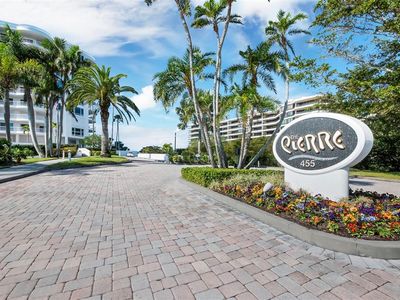455 Longboat Club Rd #Penthouse 8