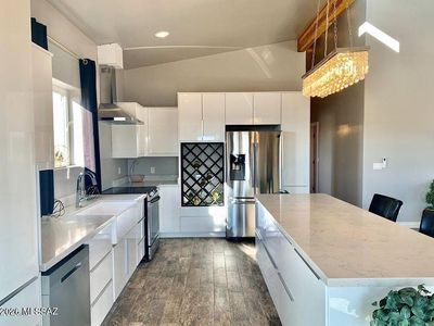 11 Azteca Ct