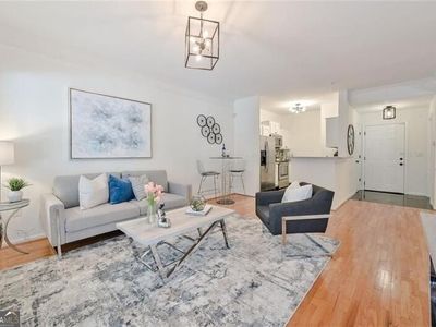 2700 Pine Tree Rd NE UNIT 1104