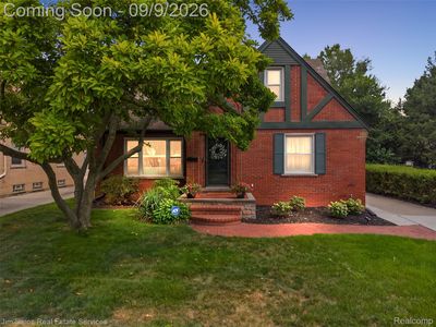 Property at 488 Bournemouth Rd, Grosse Pointe Farms, MI
