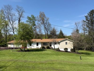 300 Eastlawn Cir