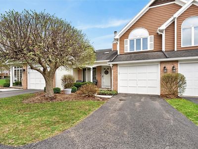 Property at 67 Eaglesfield Way, Fairport, NY