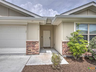 810 Cilantro Rd