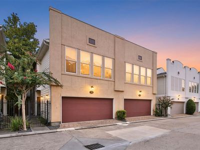 108 Riley Ln