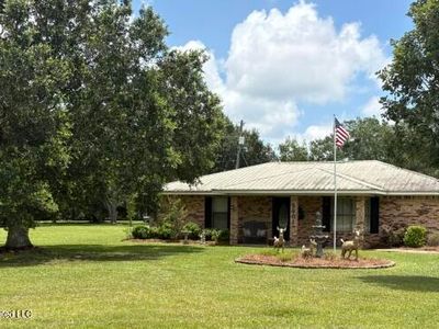 5901 Slater Cir
