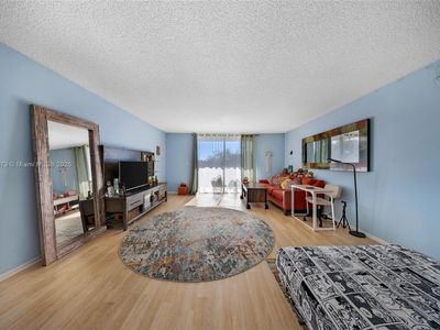 12500 NE 15th Ave APT 312