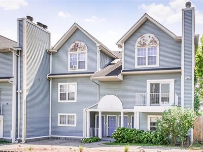 10 Nob Hill Drive