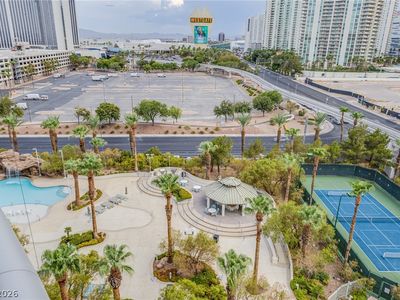 222 Karen Ave Unit 906