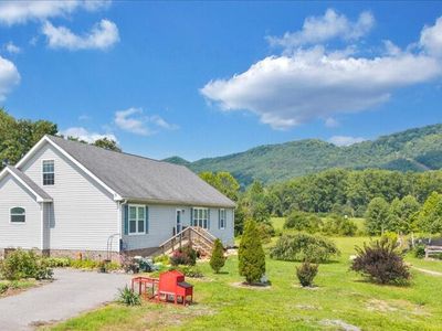 3663 Bradshaw Rd