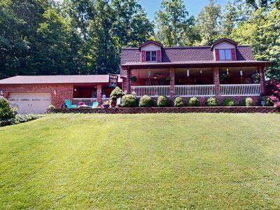 1055 Valley Ct