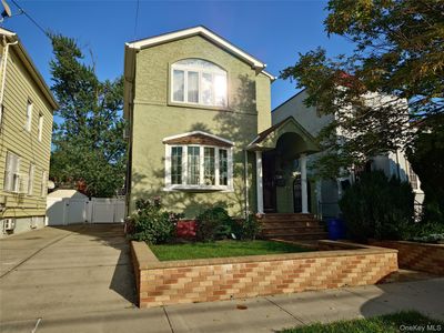 138-23 233rd Street