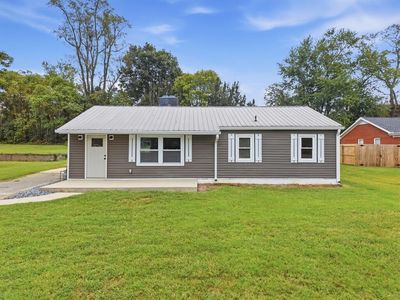 Property at 607 N Goodpasture St, Livingston, TN
