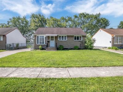 425 Cherokee Dr