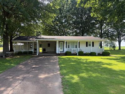 955 Old Paris Rd