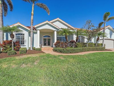 366 S CREEK COURT