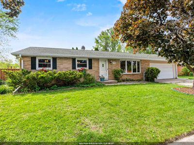 1114 Bellevue St
