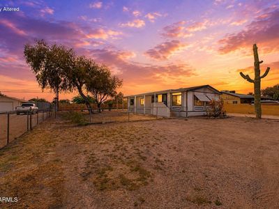 558 S DESERT VIEW Drive