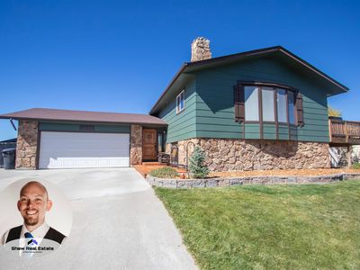 3684 Ridgecrest Dr