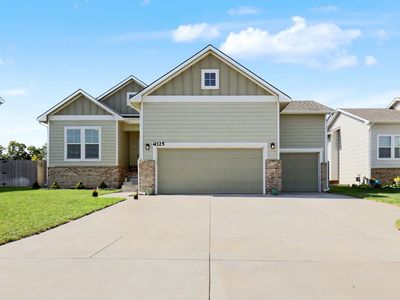 1125 E Prairie Hill Cir