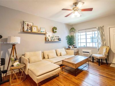 1561 Lenox Ave APT 6