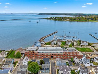 8 Stonington Commons #24