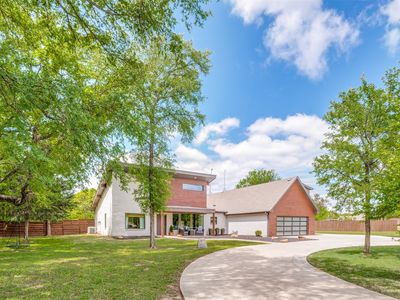 104 Windsong Ct