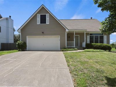 1400 SW Pacific Dr