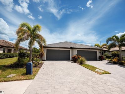14027 Winding Cedar Way