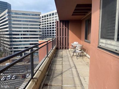 1121 Arlington Blvd APT 1012