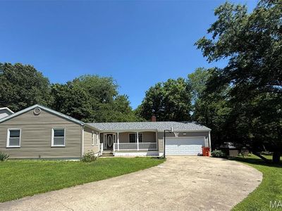 1327 Morning Glory Dr