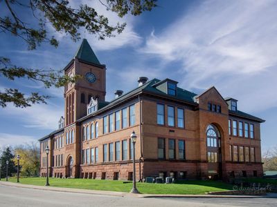 411 S Prospect St APT 201