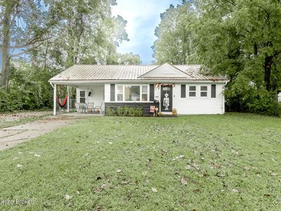 7009 Nathan Hale Way