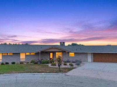 305 Orchard Dr