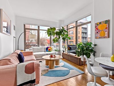 315 Gates Ave APT 2E