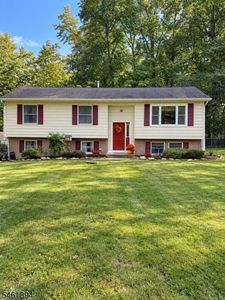 267 Ellis Rd