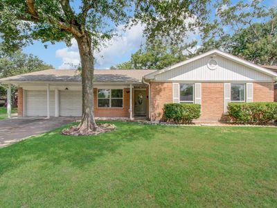 8530 Rowan Ln