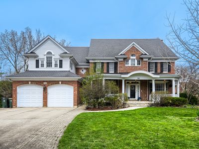 56 Ridgefield Ln