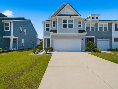 445 Trotters Ln