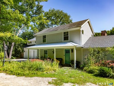 61 Lower Church Hill Road
