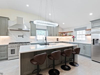 382 River Rd