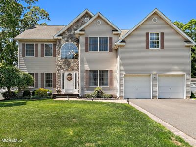 18 Regina Drive
