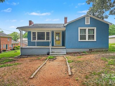 1102 Desoto Ave