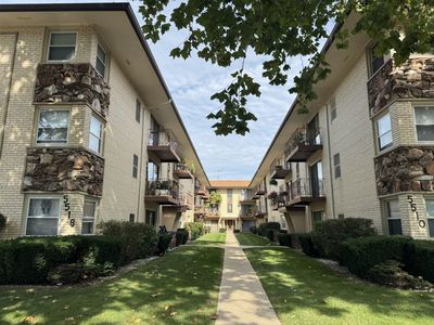 5516 W Windsor Ave APT 2M